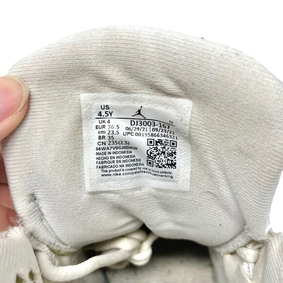 * The Air Jordan 13 GS Del Sol in White and Yellow Size 4.5Y - Picture 9 of 9